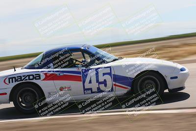 media/Jun-04-2022-CalClub SCCA (Sat) [[1984f7cb40]]/Group 1/Race (Cotton Corners)/